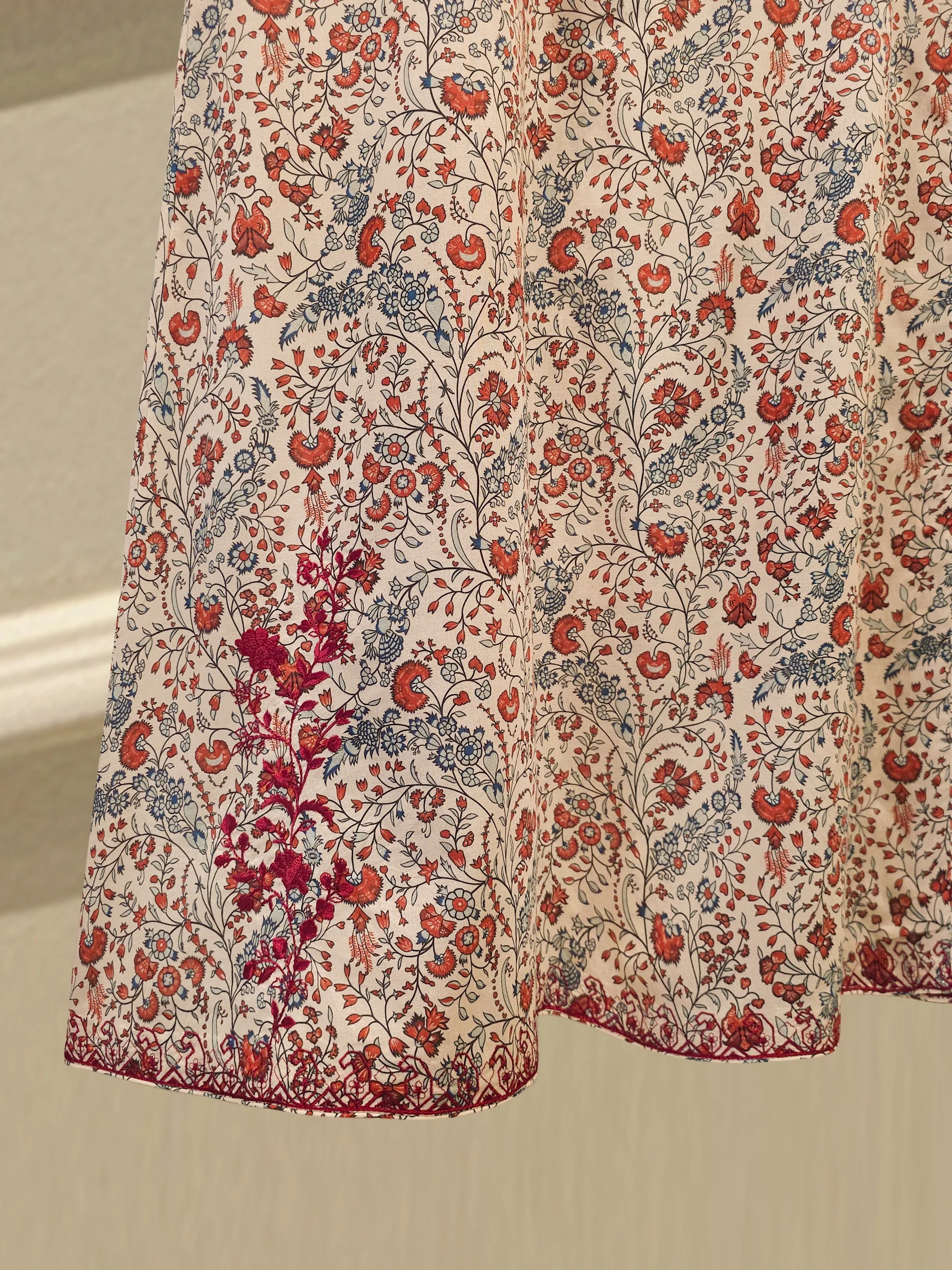 2 Piece - Digital Printed Lawn Suit S111921 - Image 4