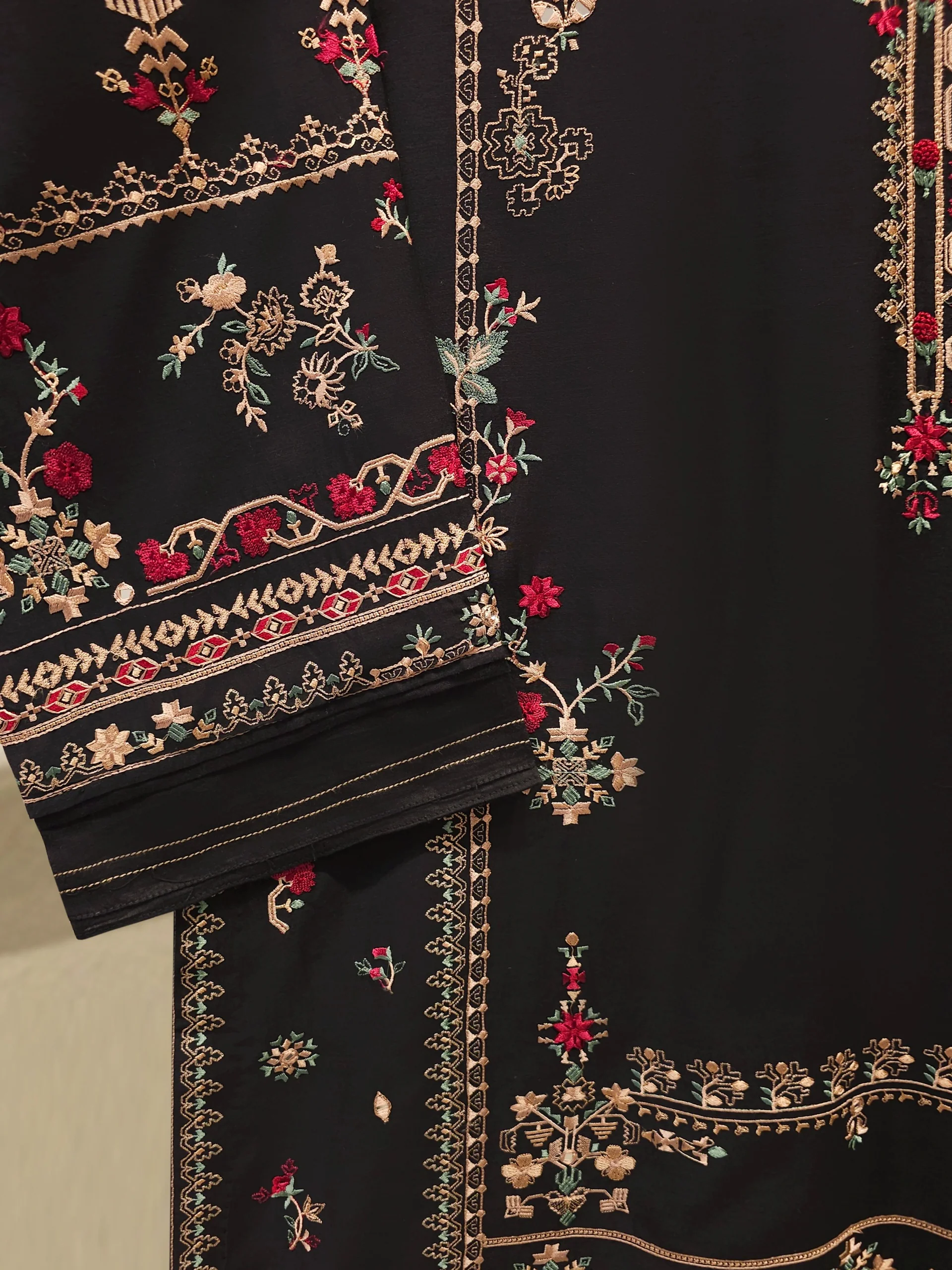 2 Piece - Embroidered Kora  Cotton Suit S114247 - Image 4