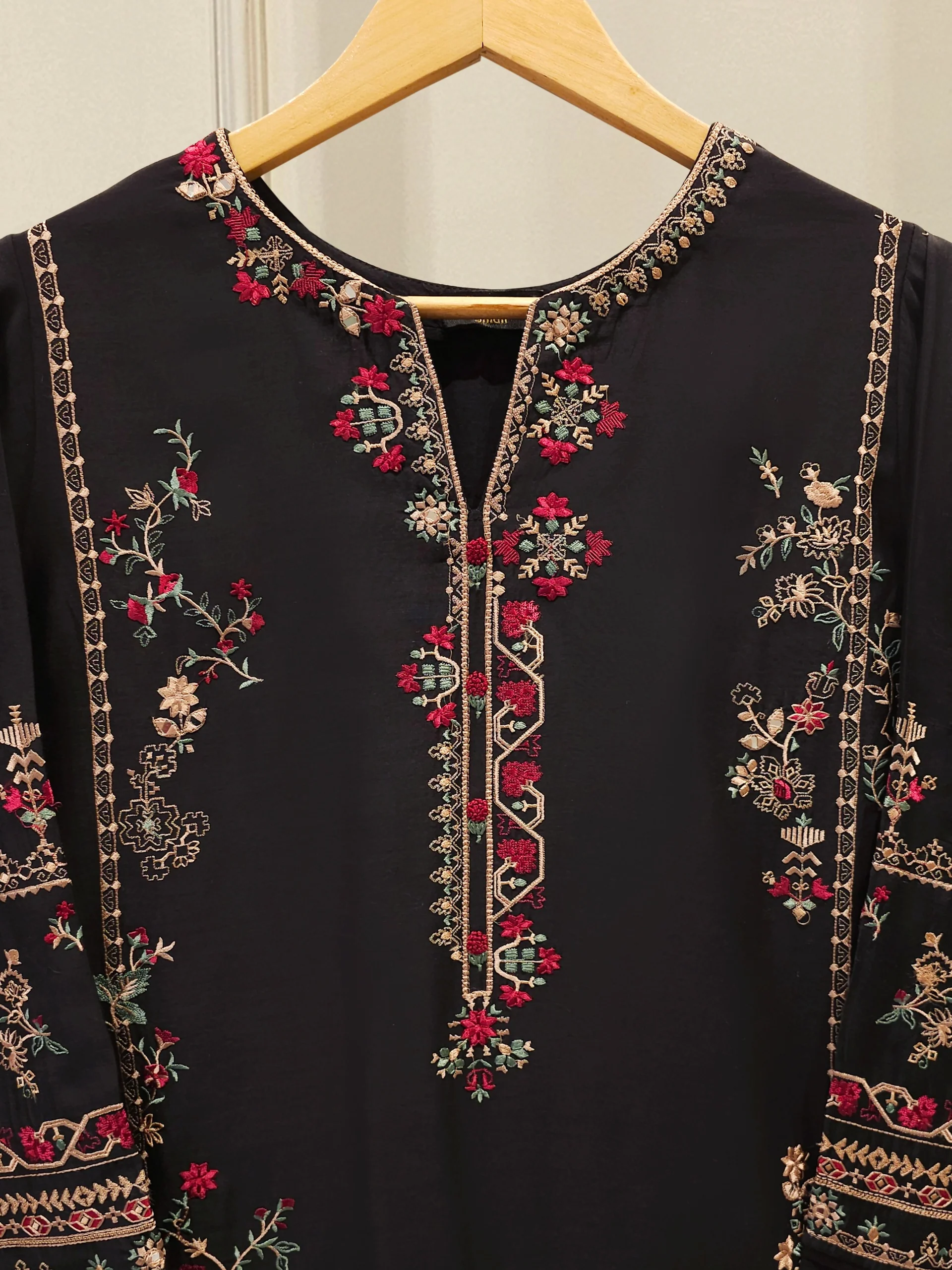 2 Piece - Embroidered Kora  Cotton Suit S114247 - Image 6