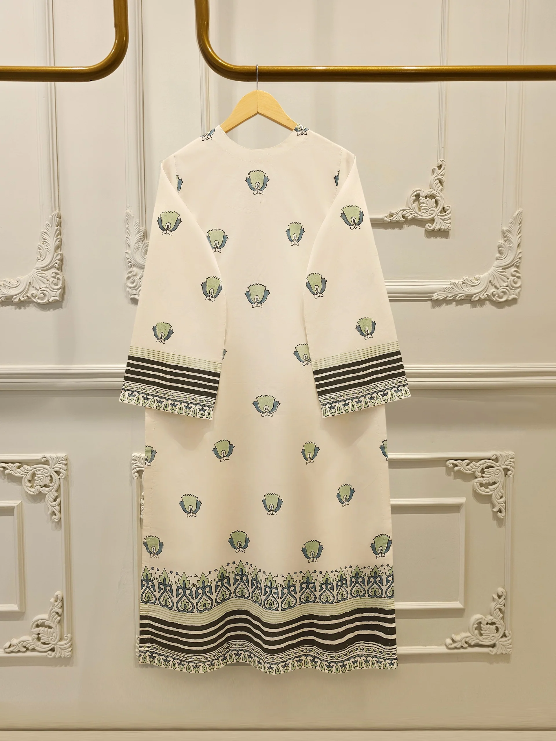 2 Piece - hand block print Cambric Suit S114319 - Image 5