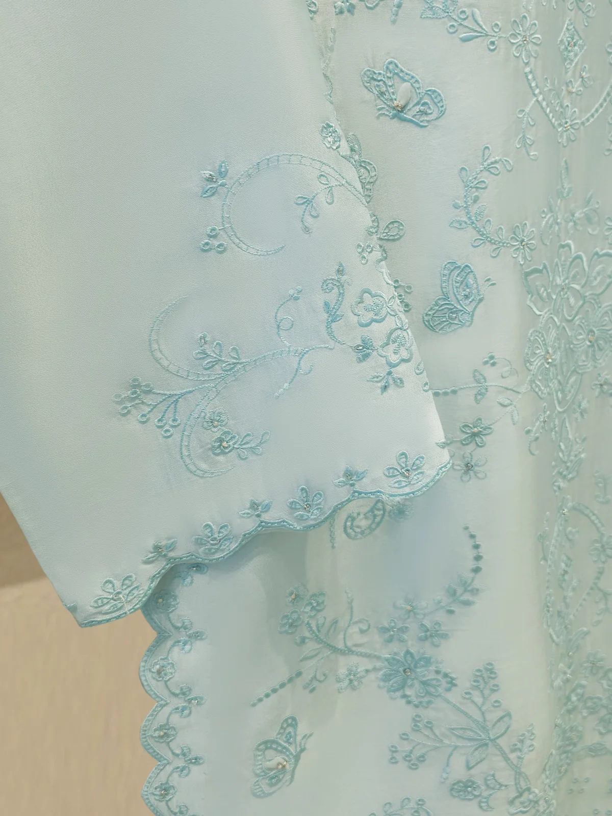 3 Piece- Pure Embroidered Sheesha Silk Suit S112012 - Image 3