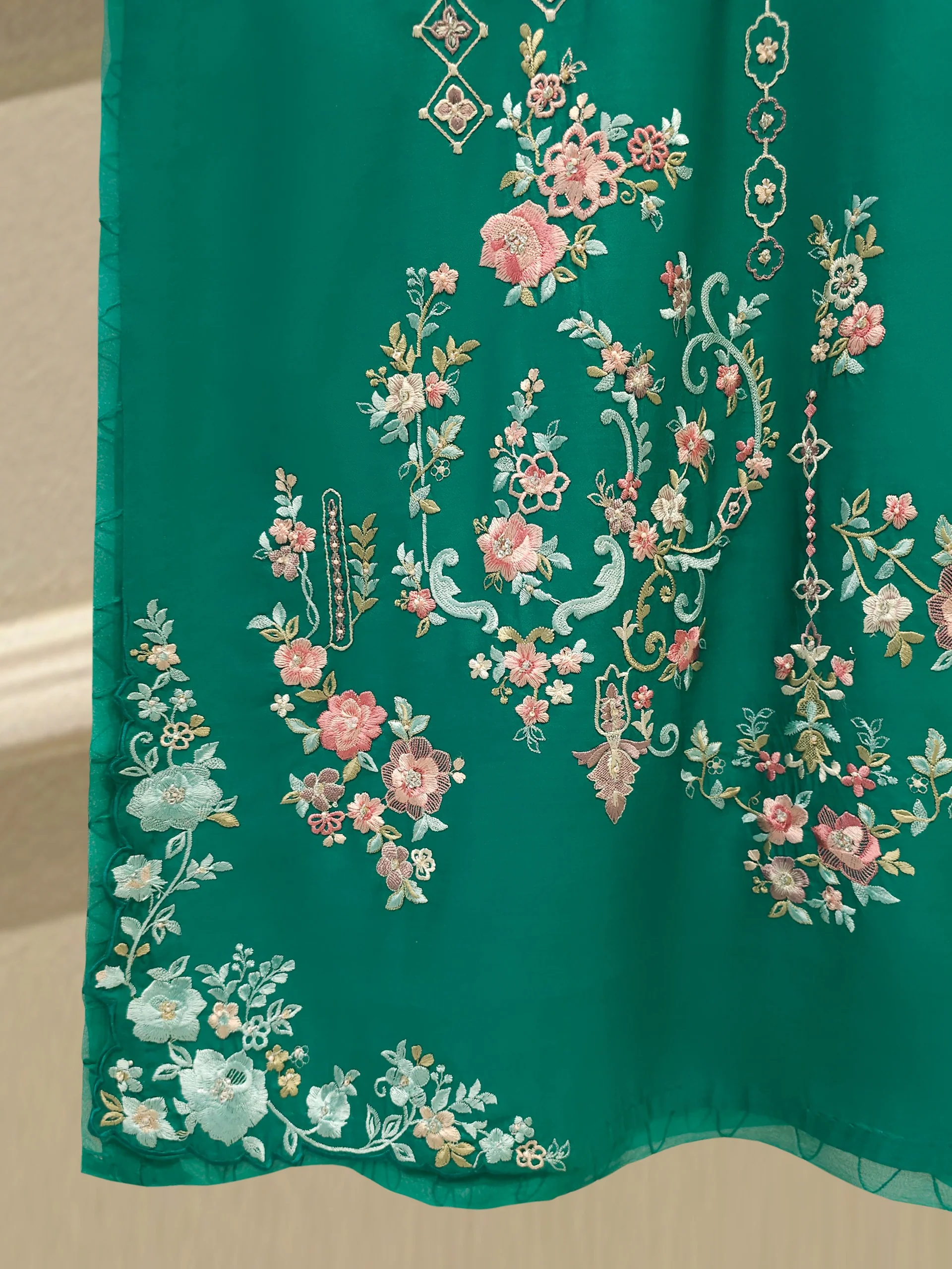 2 Piece- Pure Khaddi Silk Embroidered Suit S114271 - Image 4