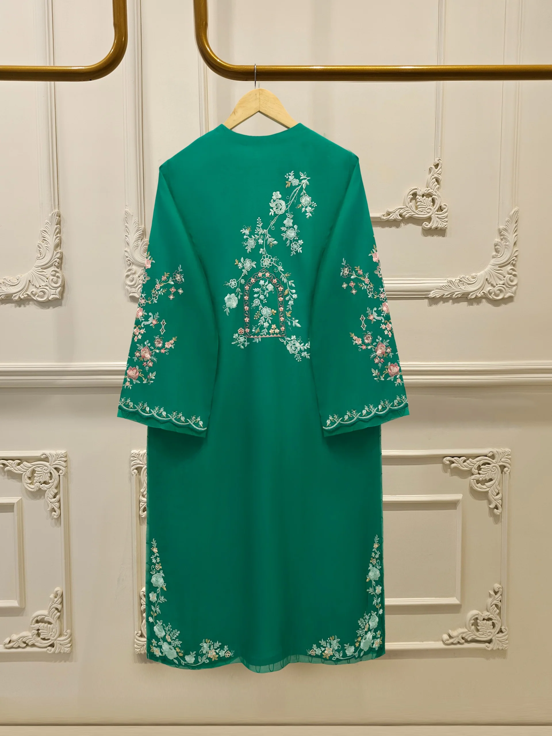 2 Piece- Pure Khaddi Silk Embroidered Suit S114271 - Image 5