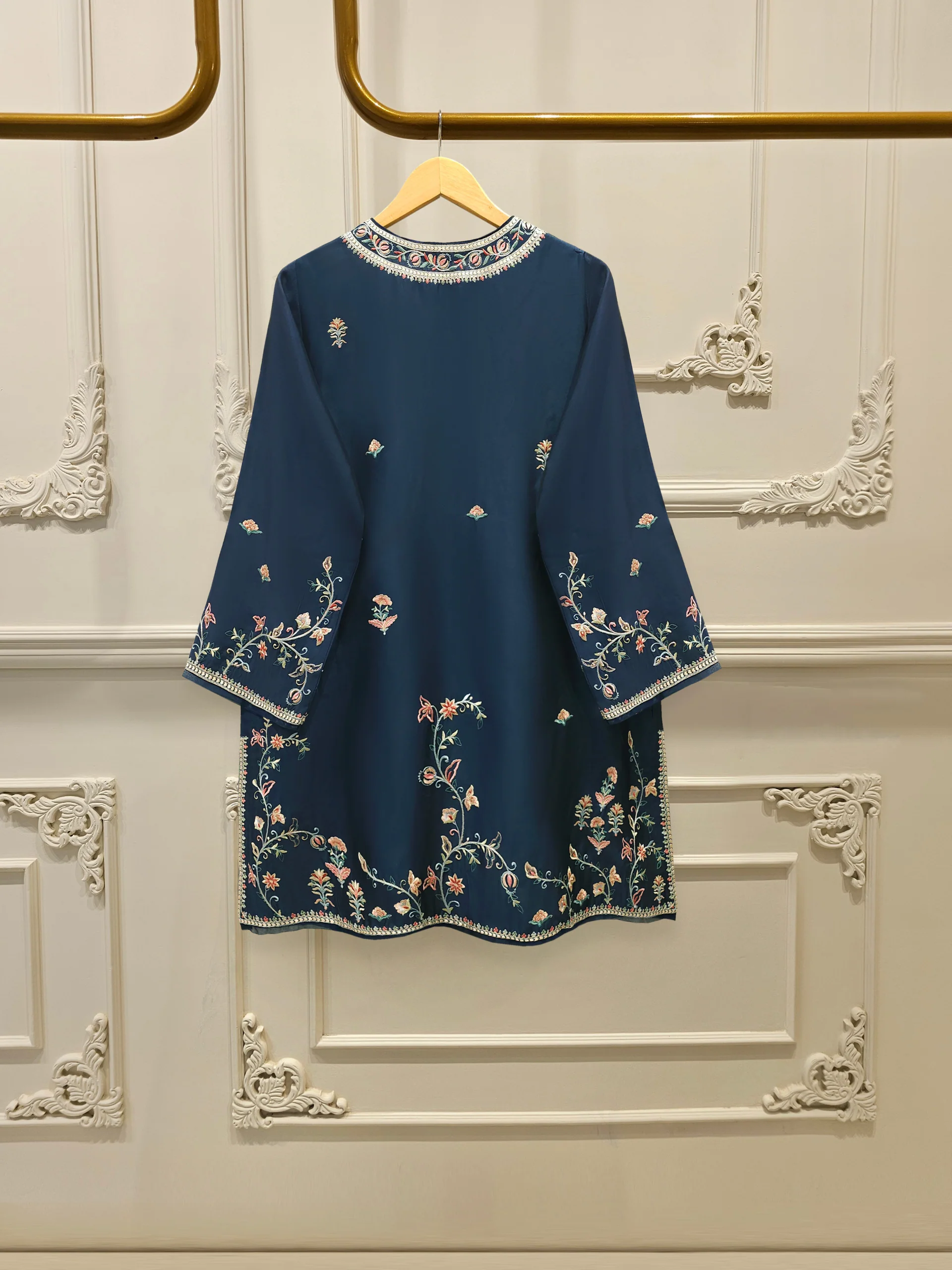 2 Piece- Pure Sheesha Silk Embroidered Suit S113569 - Image 4