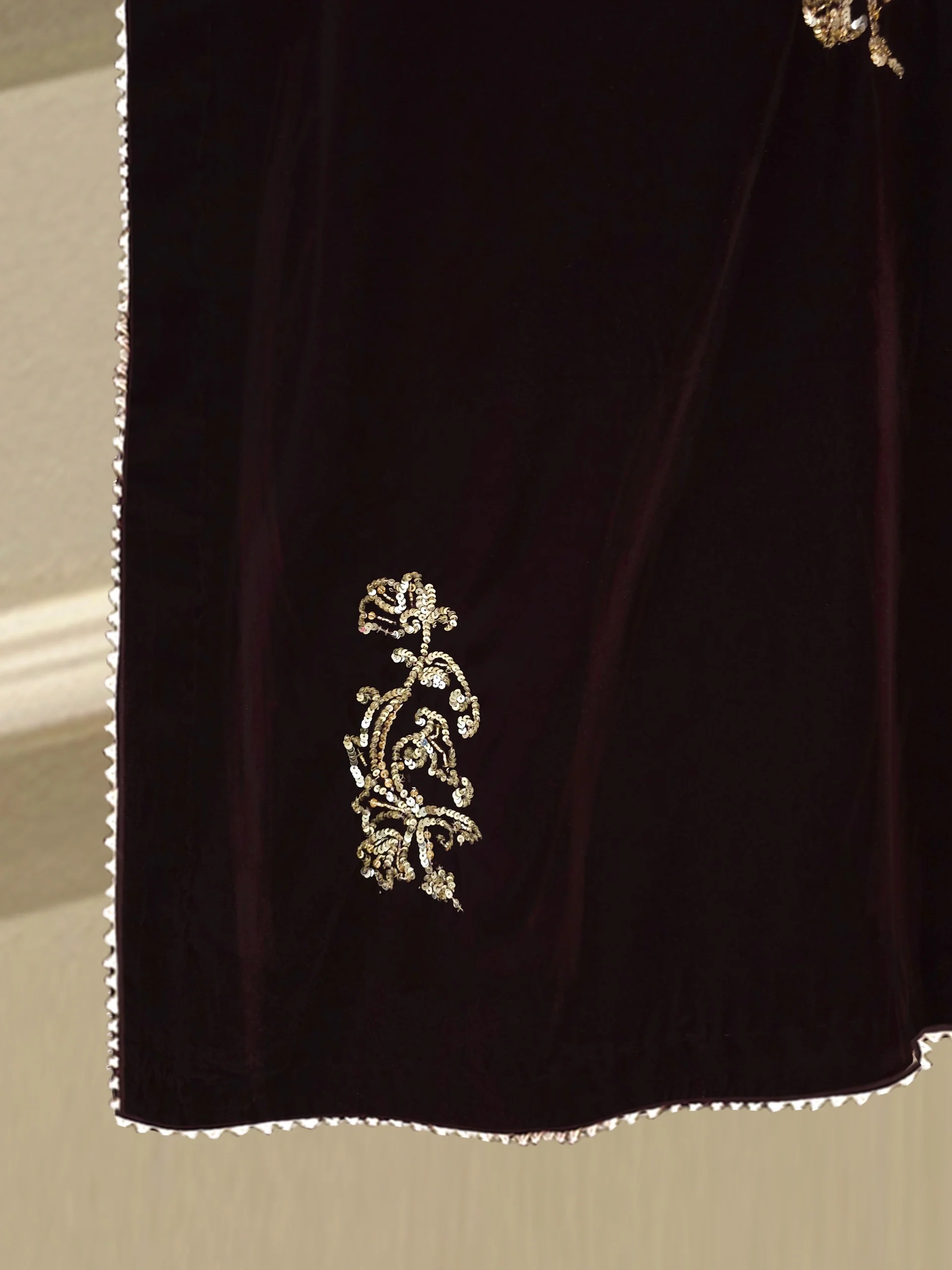 3 Piece - Embroidered Velvet Suit S112730 - Image 5