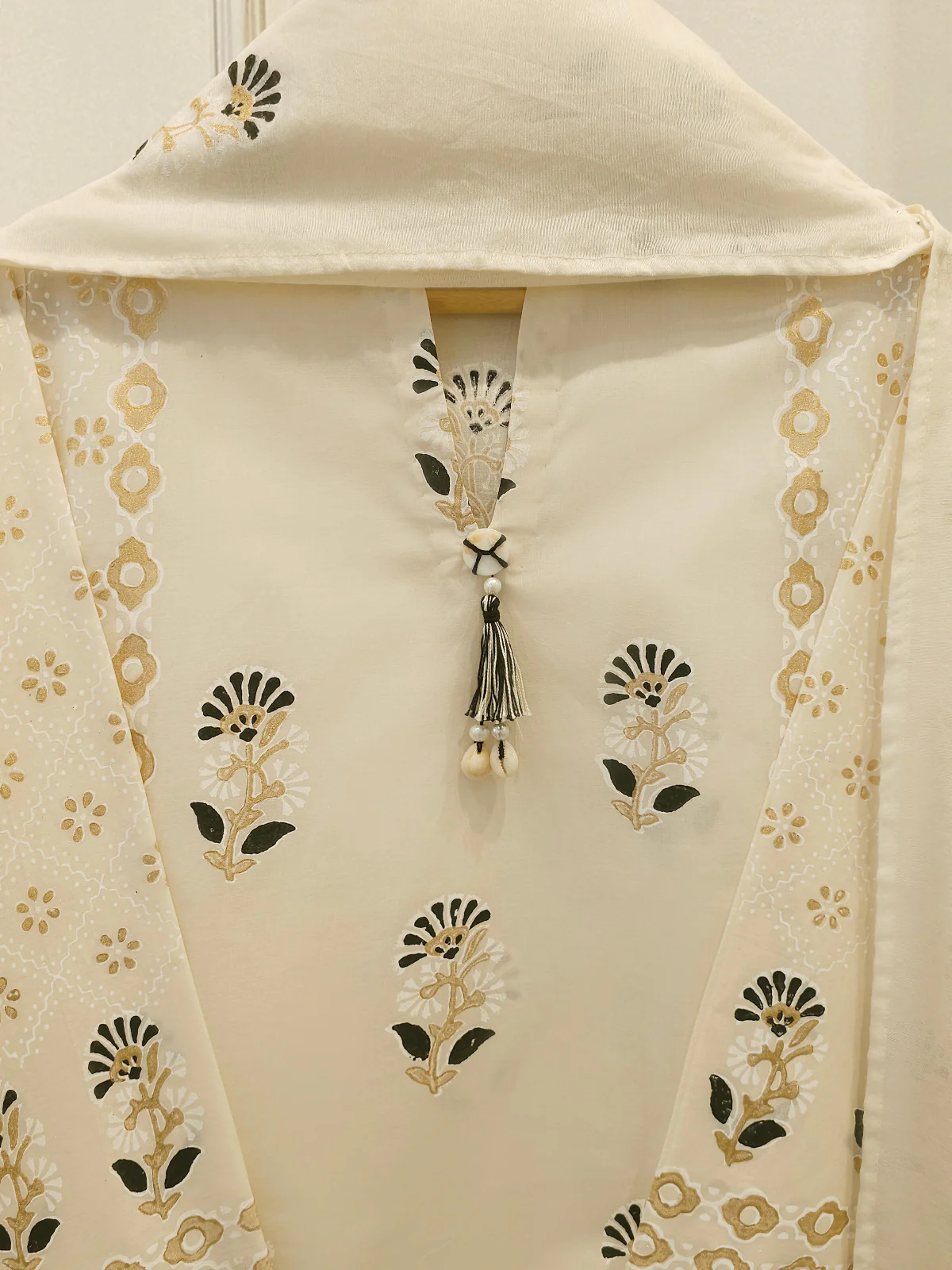 3 Piece - Hand Block Printed Kora Cotton Suit S113520 - Image 2