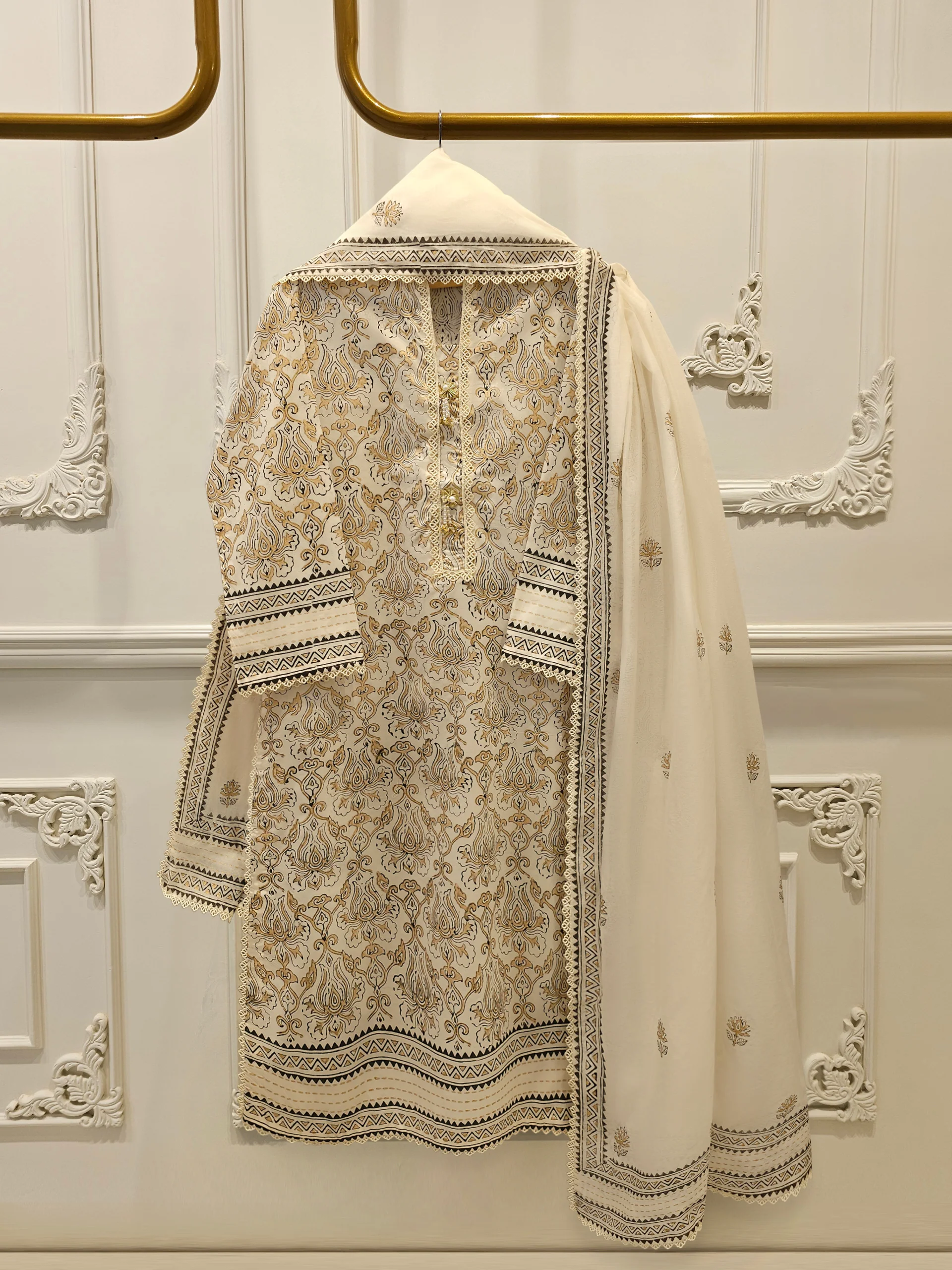 3 Piece - Hand Block Printed Kora Cotton Suit S113587