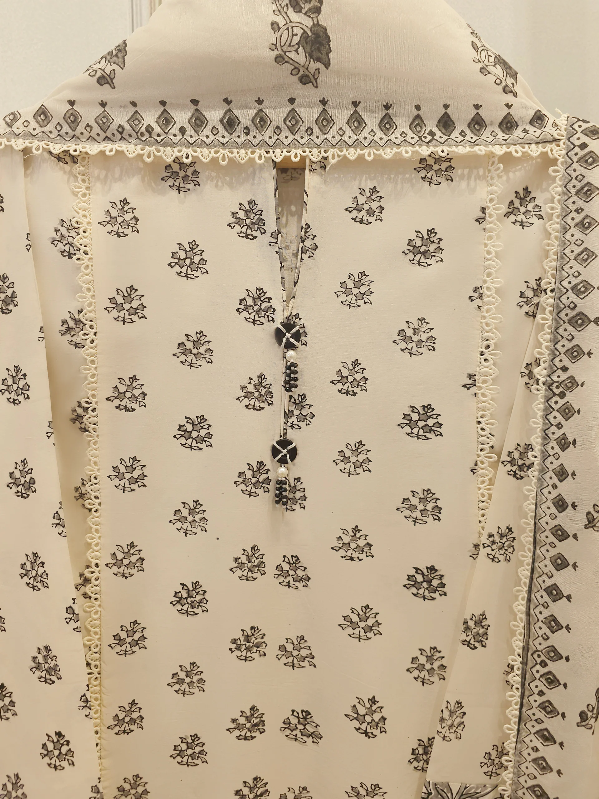 3 Piece - Hand Block Printed Kora Cotton Suit  S113596 - Image 3