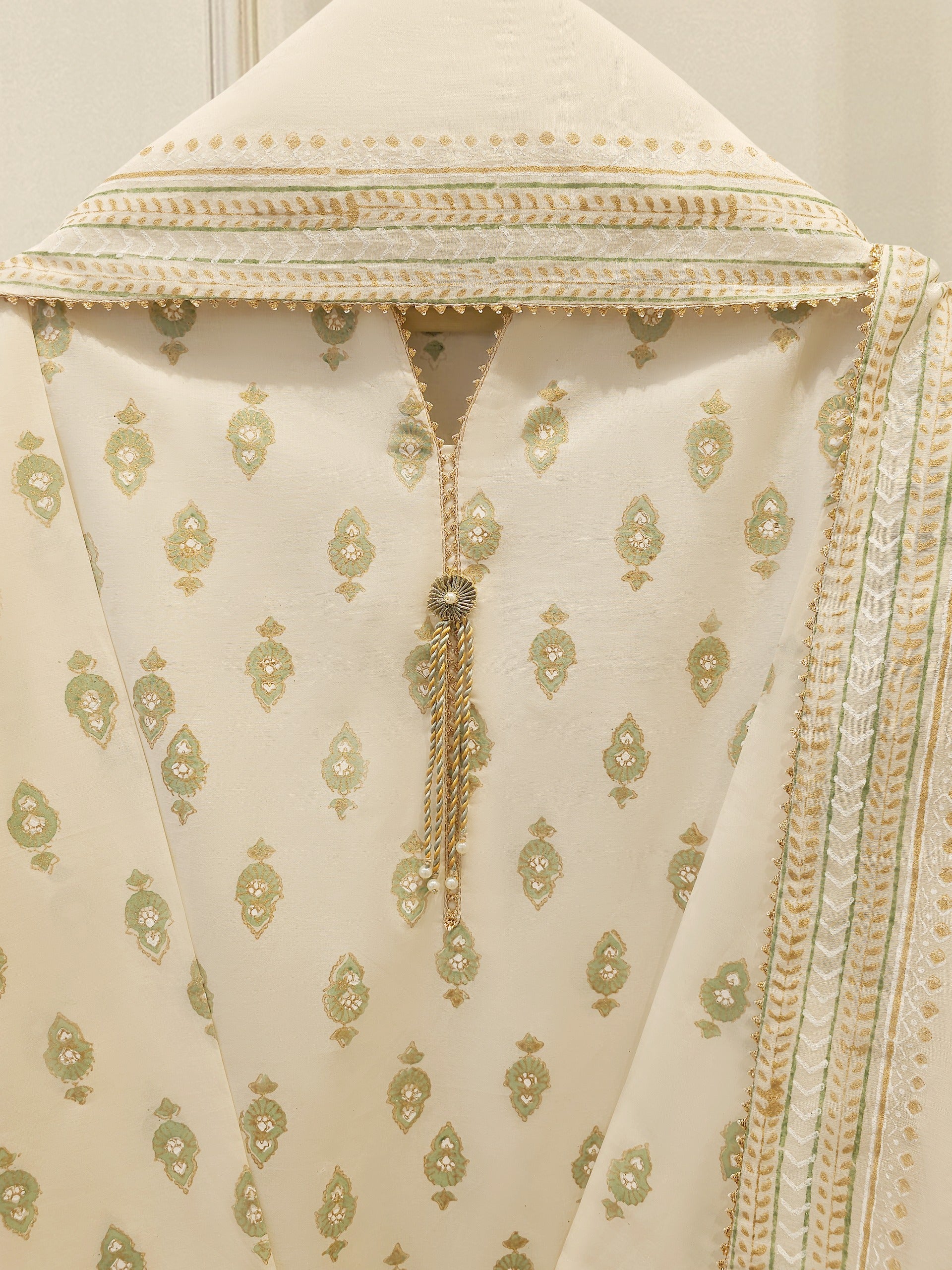 3 Piece - Hand Block Printed Kora Cotton Suit  S114195 - Image 2