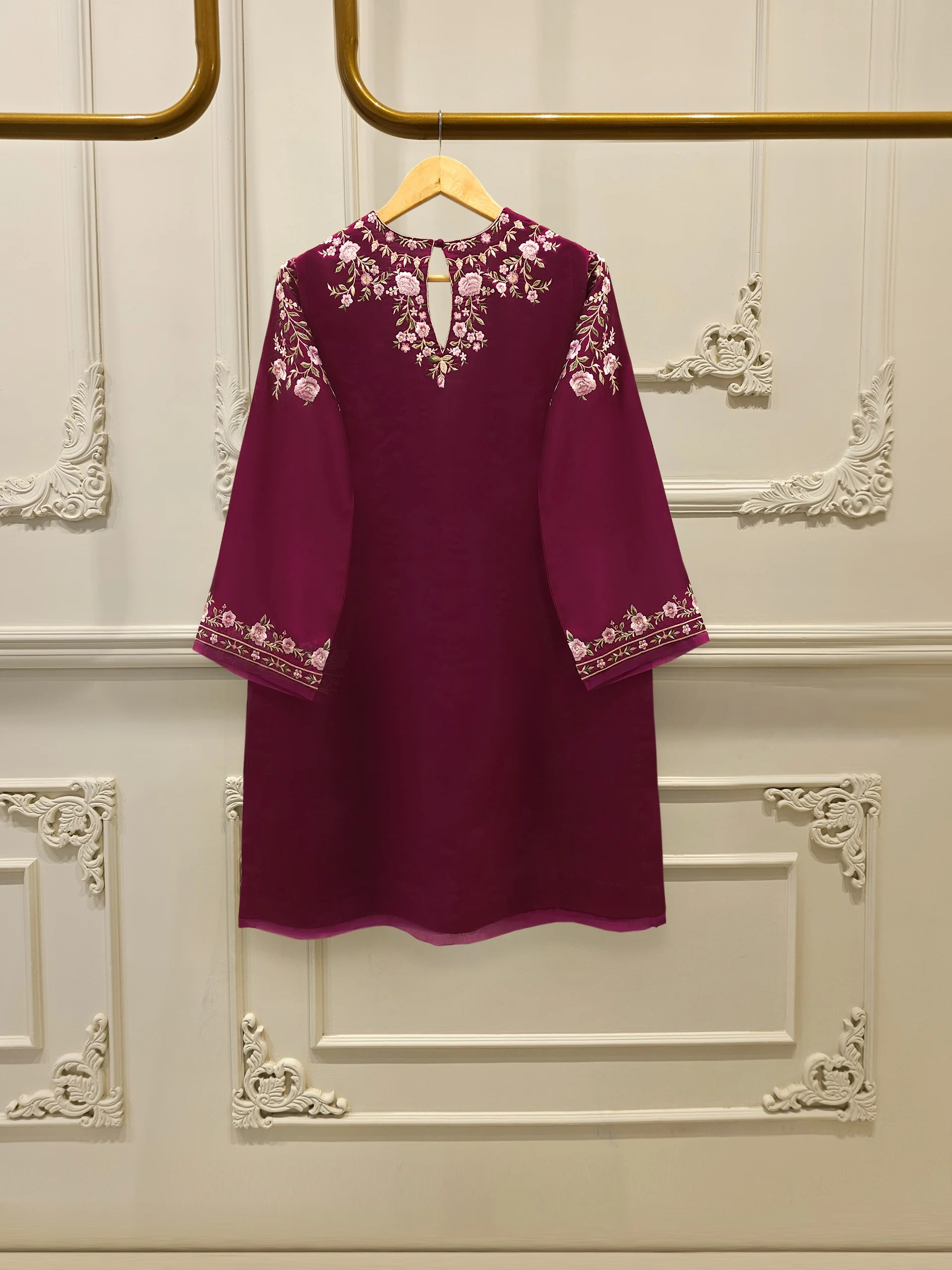 3 Piece-  Pure Embroidered Sheesha Silk Suit S112927 - Image 4
