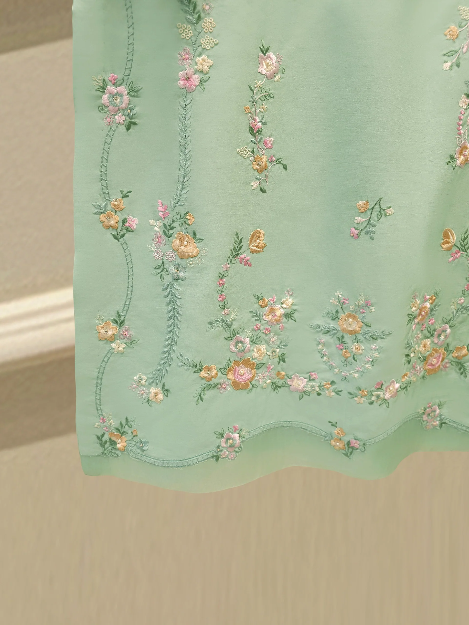 3 Piece- Pure Khaddi Silk Embroidered Suit S112726 - Image 3
