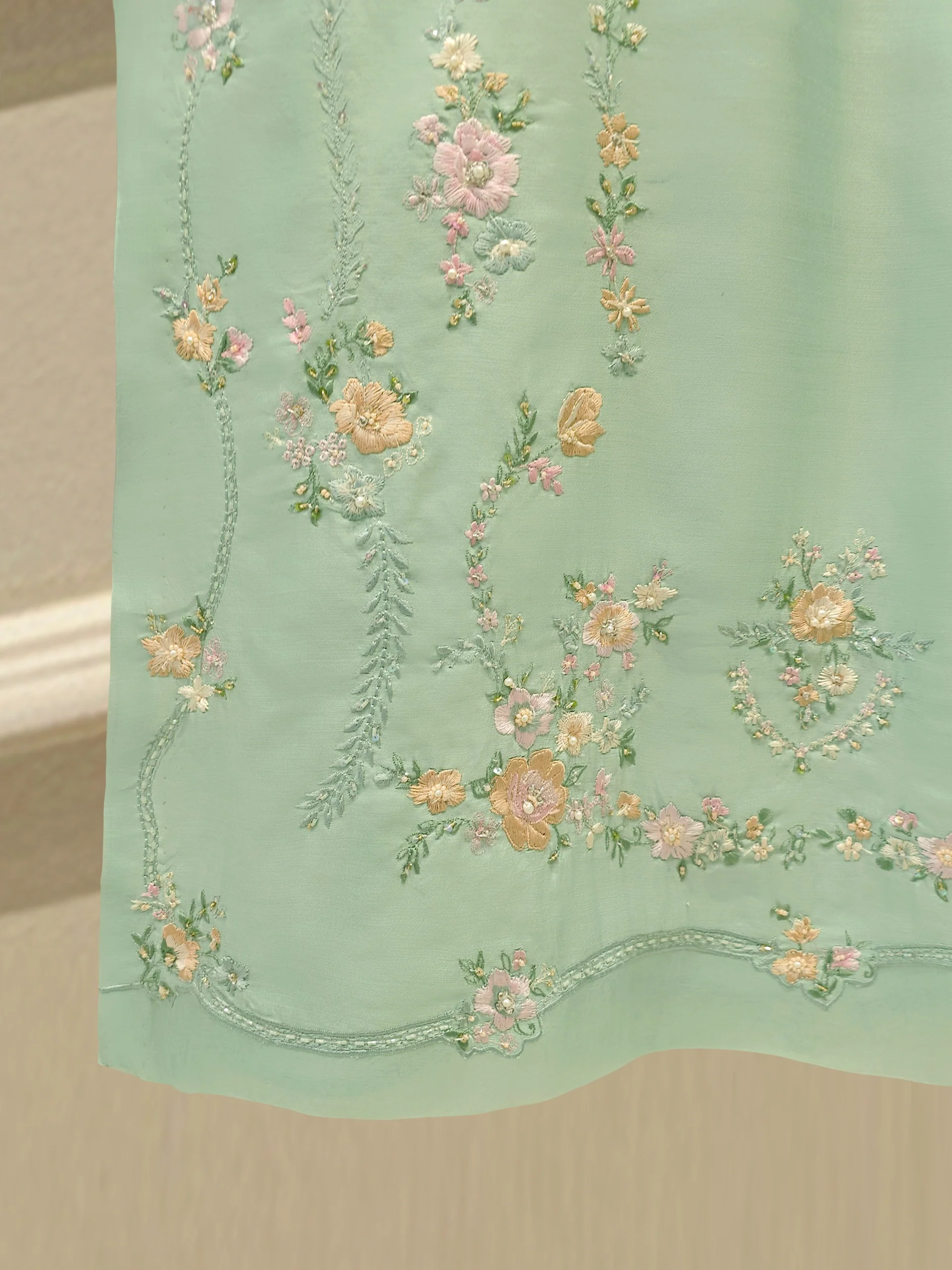 3 Piece- Pure Khaddi Silk Embroidered Suit S112726 - Image 4