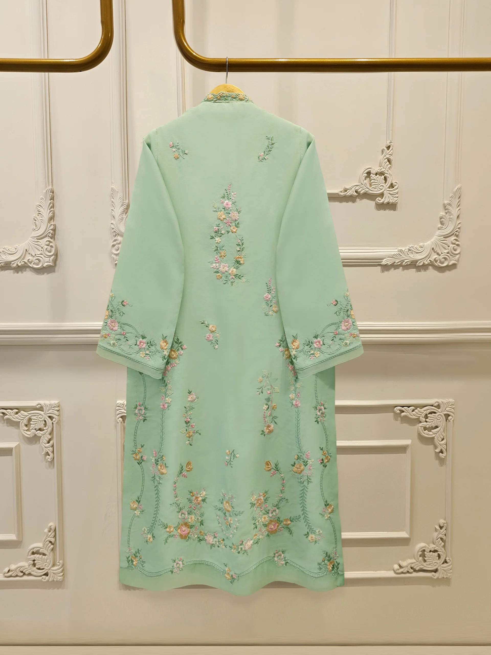 3 Piece- Pure Khaddi Silk Embroidered Suit S112726 - Image 5