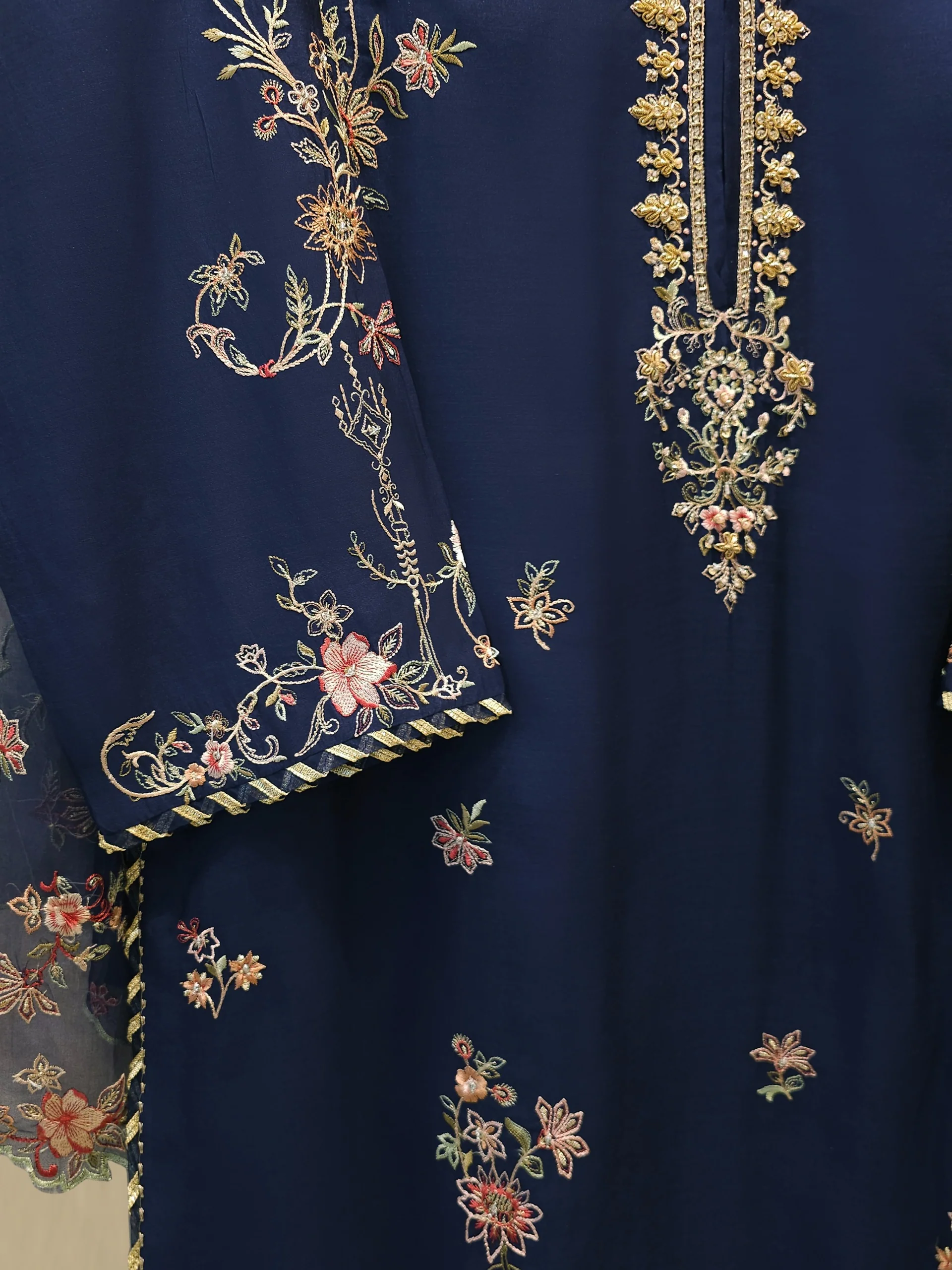 3 Piece - Pure Khaddi Silk Embroidered Suit S114158 - Image 3