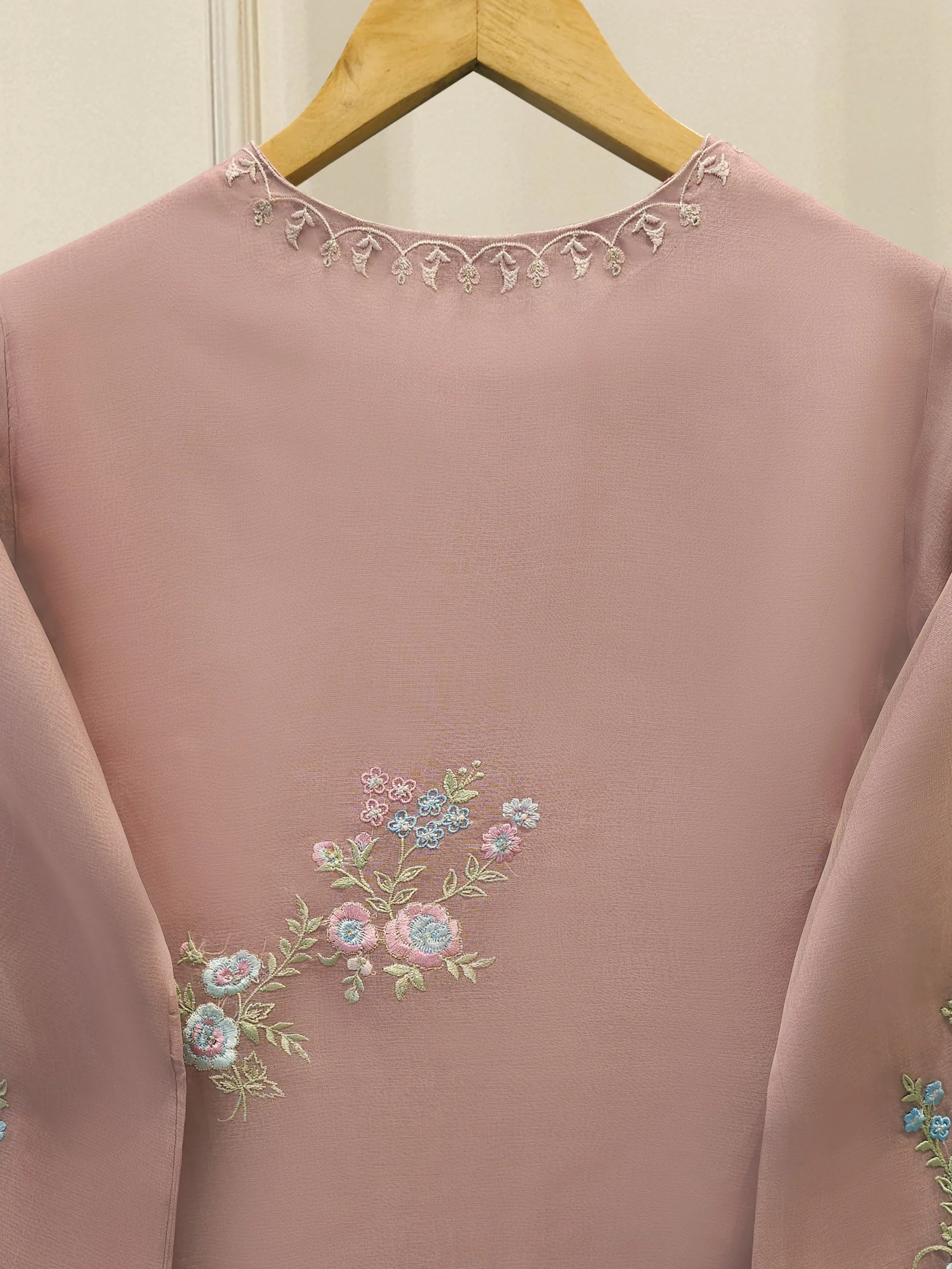 3 Piece - Pure Organza Embroidered Suit S114272 - Image 6