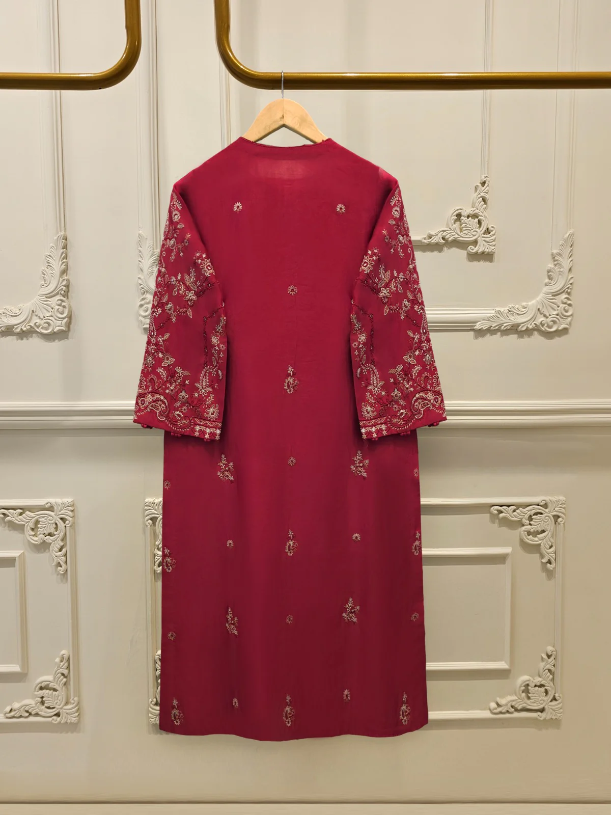 3 Piece- Pure Sheesha Silk Embroidered Suit S113496 - Image 5