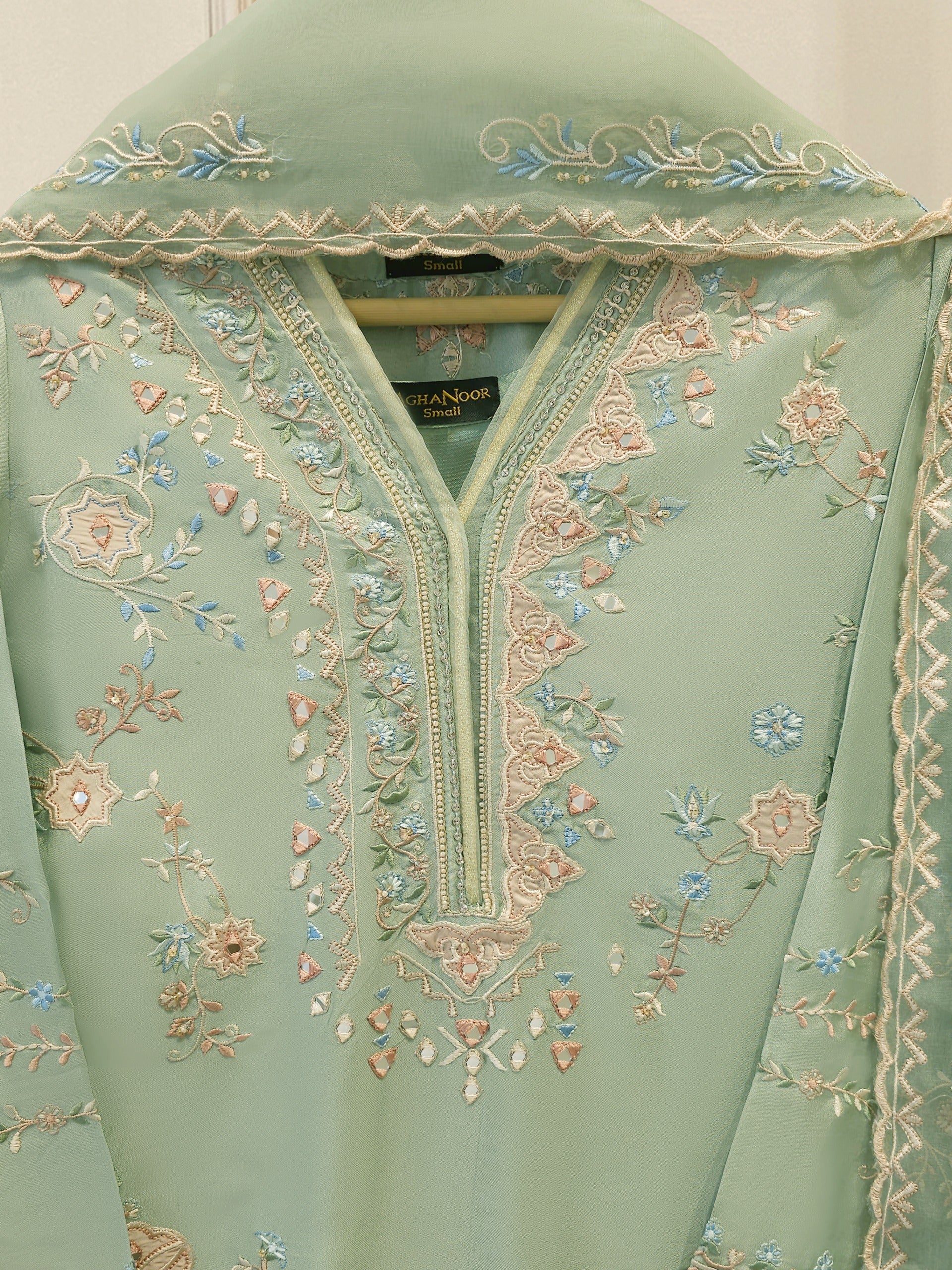 3 Piece- Pure Sheesha Silk Embroidered Suit S114321 - Image 2