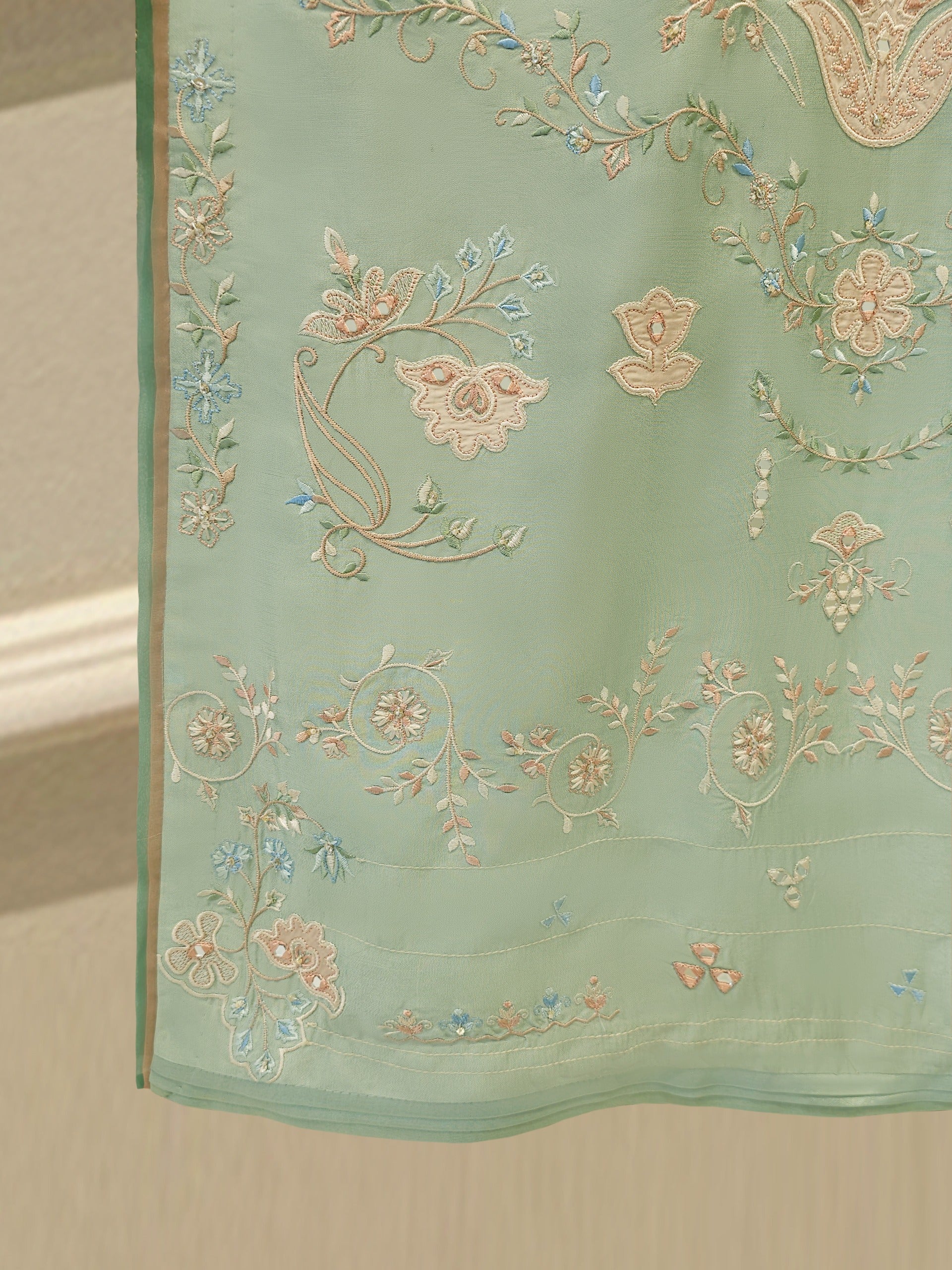 3 Piece- Pure Sheesha Silk Embroidered Suit S114321 - Image 4