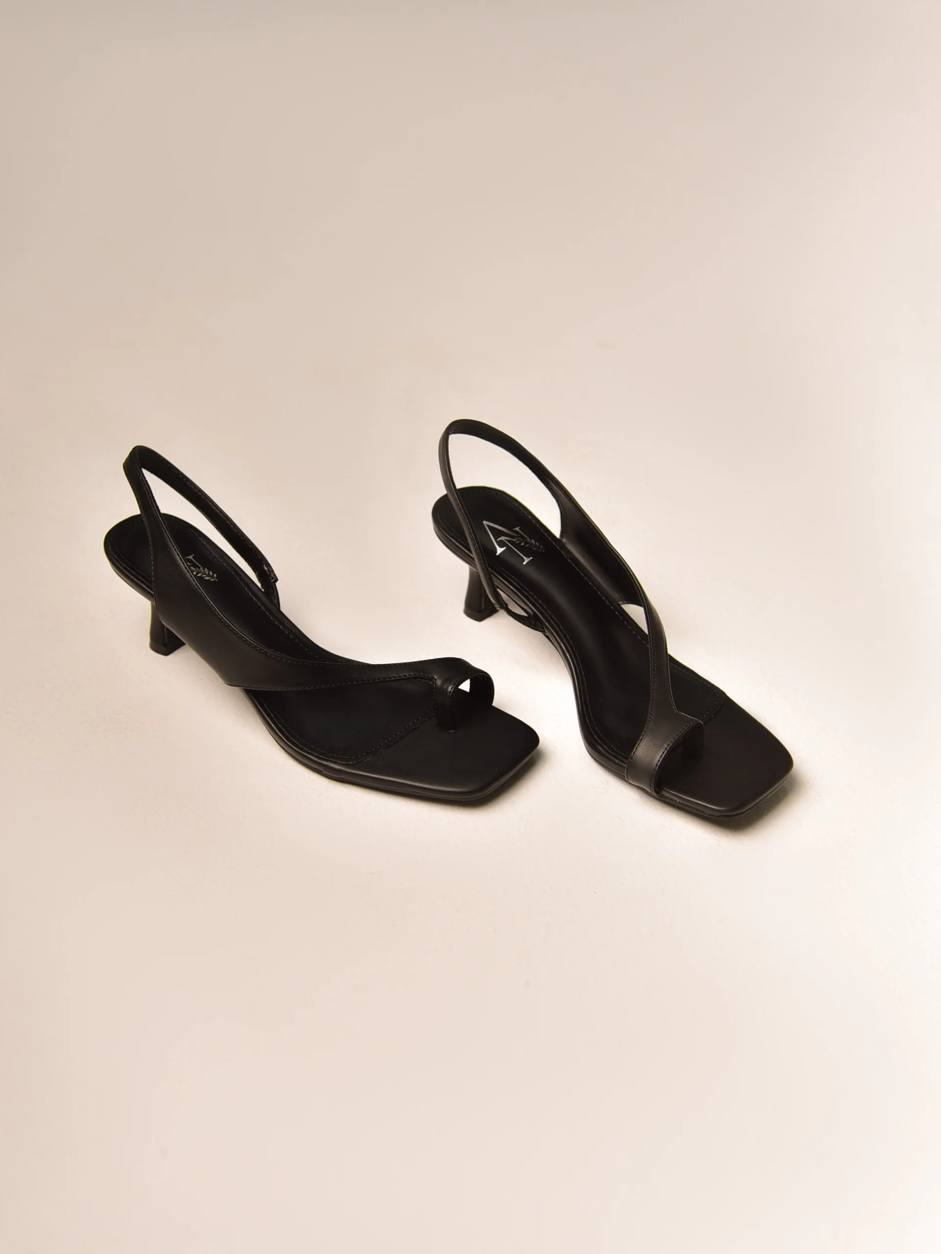 Noir Heels  FW00101 - Image 4