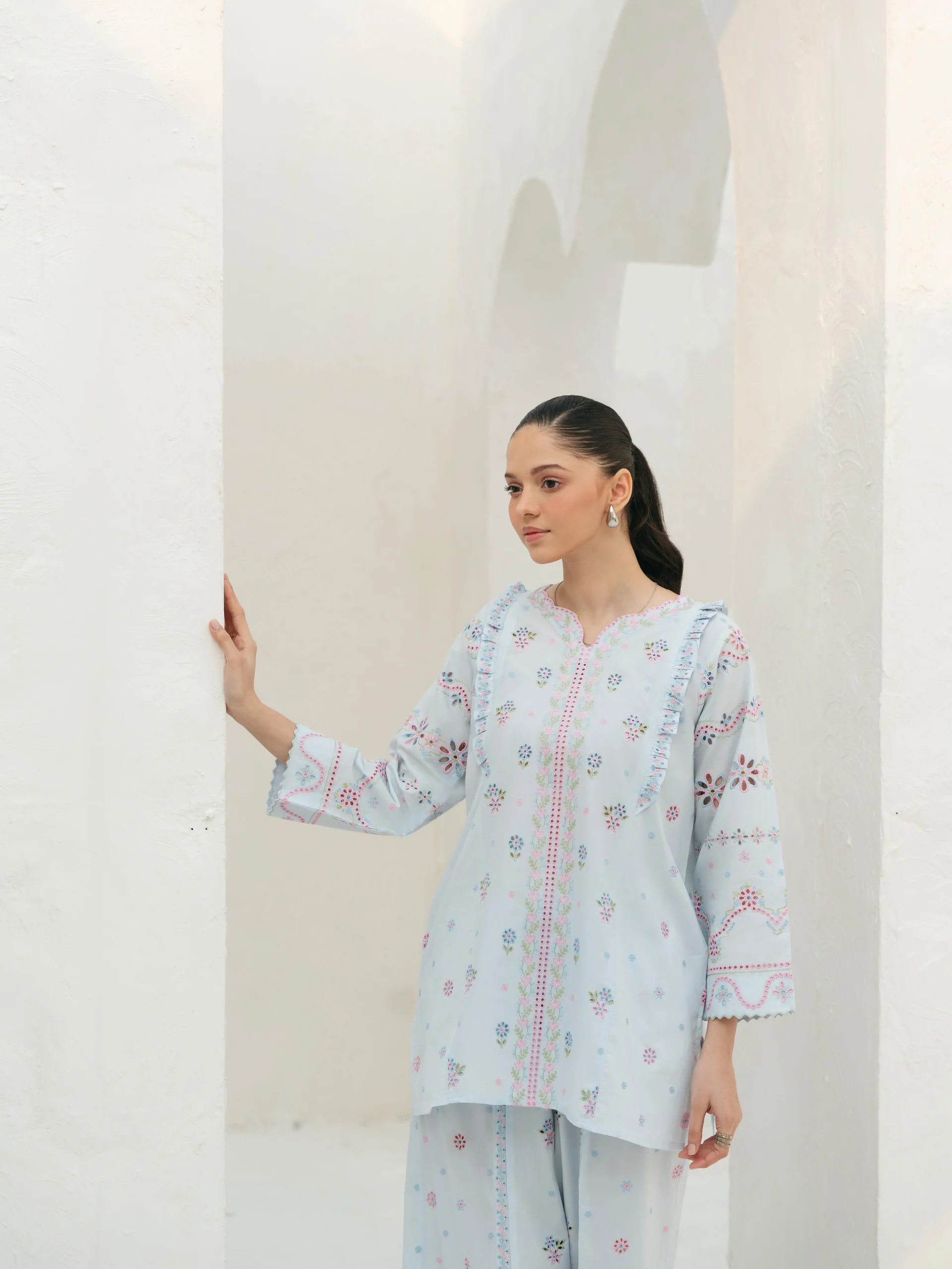 Look 37 - Image 6